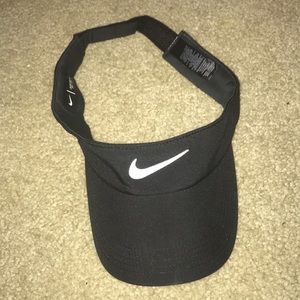 Nike visor